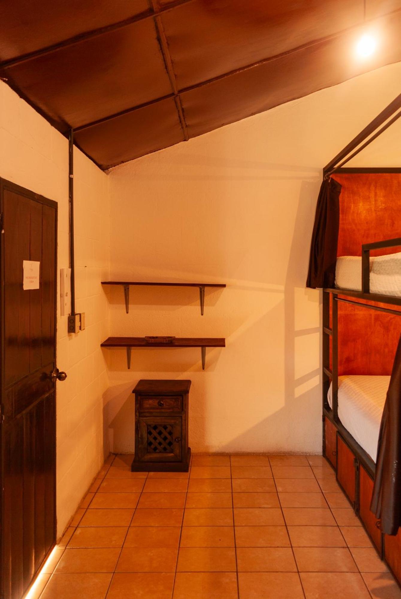 Tzunun Hostel 危地马拉安地瓜 外观 照片