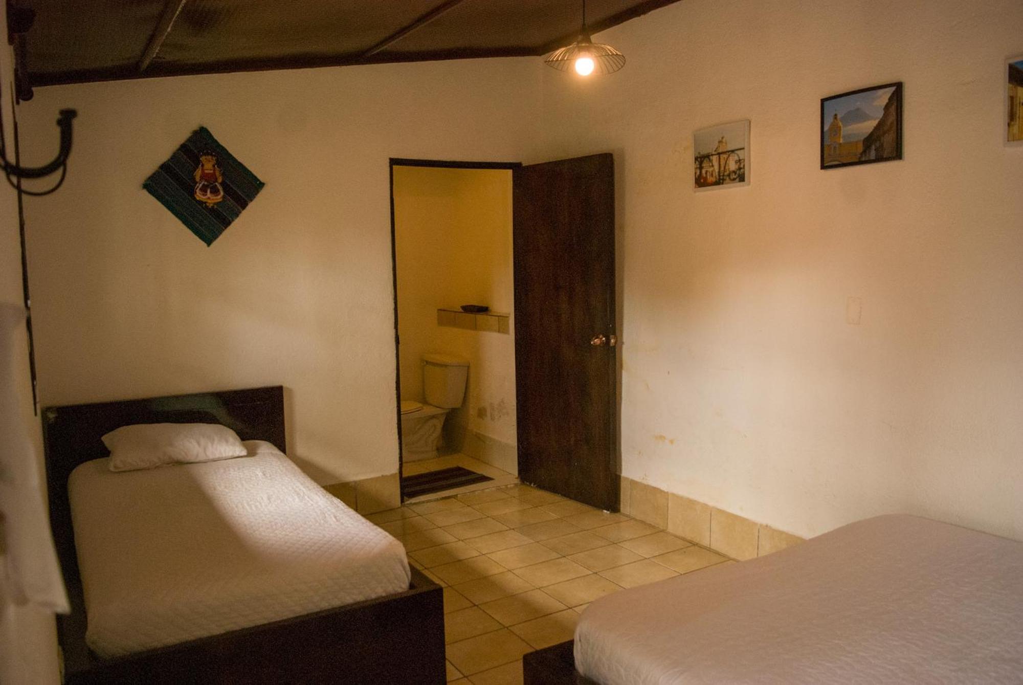 Tzunun Hostel 危地马拉安地瓜 外观 照片