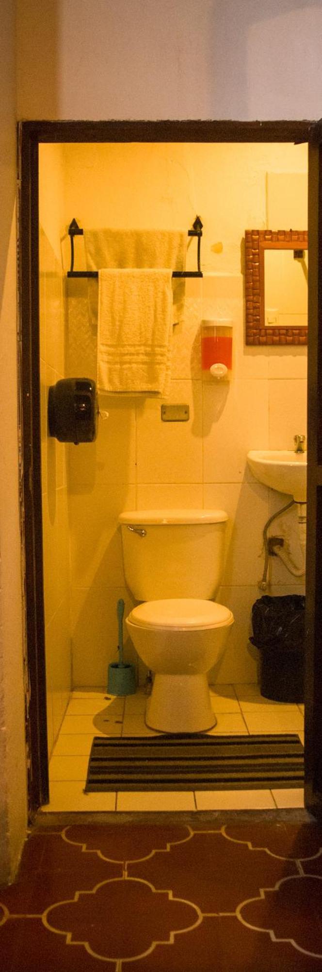 Tzunun Hostel 危地马拉安地瓜 外观 照片