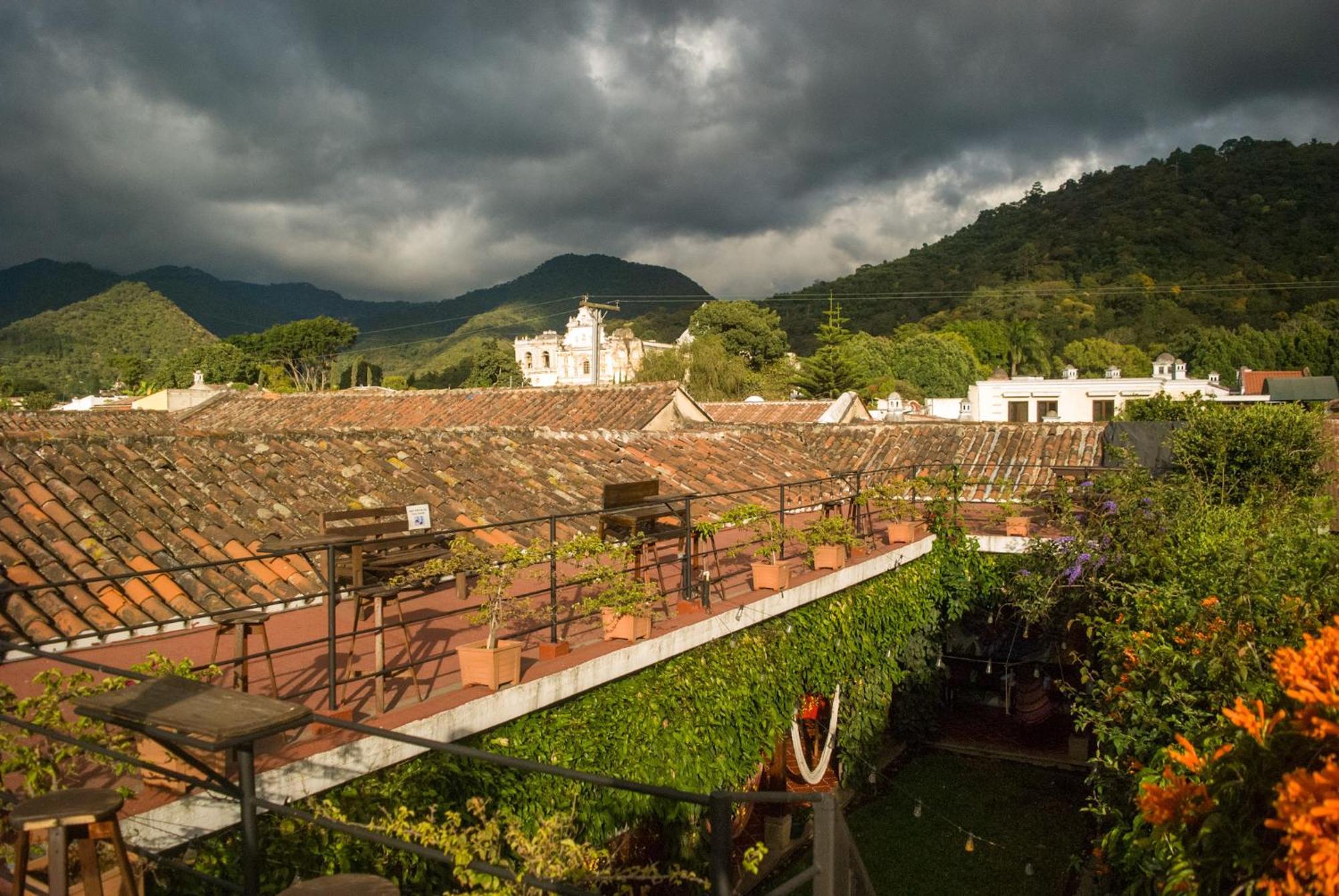 Tzunun Hostel 危地马拉安地瓜 外观 照片
