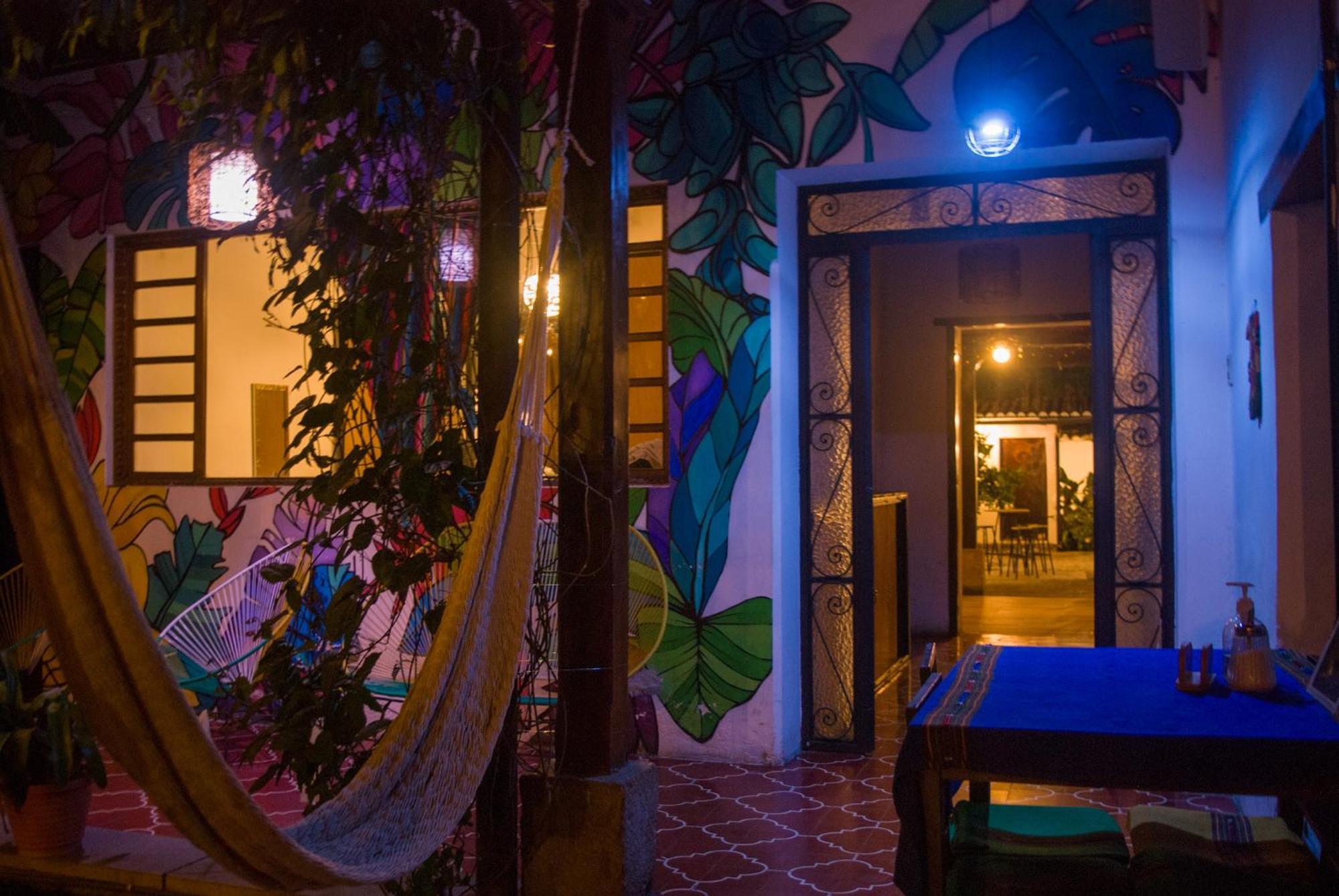 Tzunun Hostel 危地马拉安地瓜 外观 照片